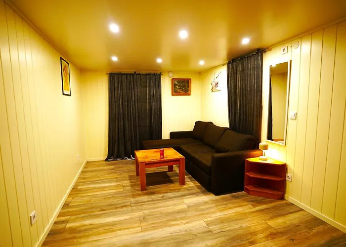 Hage Apartment